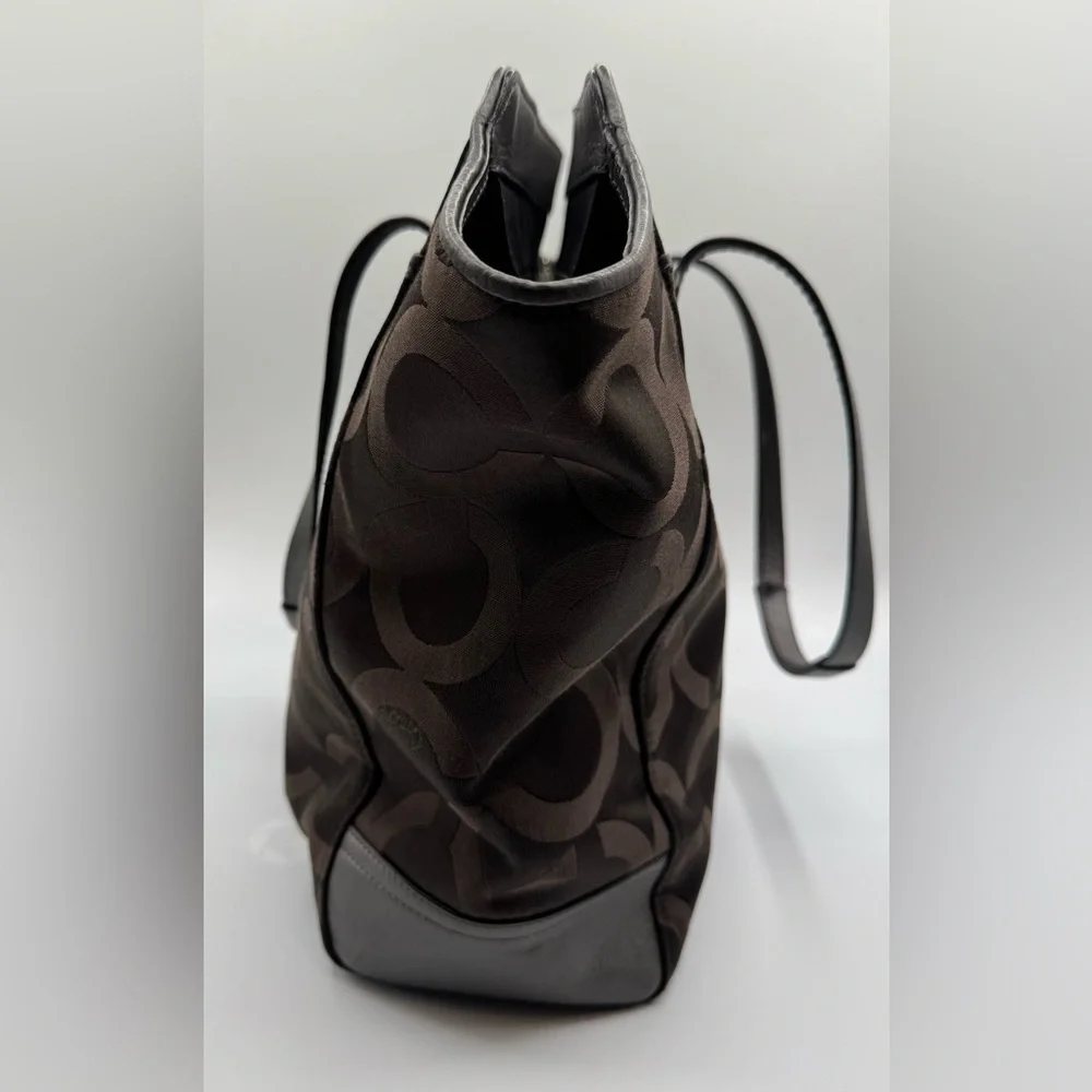 Coach Taylor Op Art Alexis Carryall Tote Bag | Very Good Condition